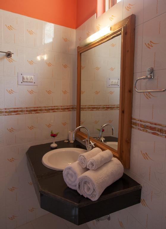 Hotel Naggar Delight Nagar  Rum bild