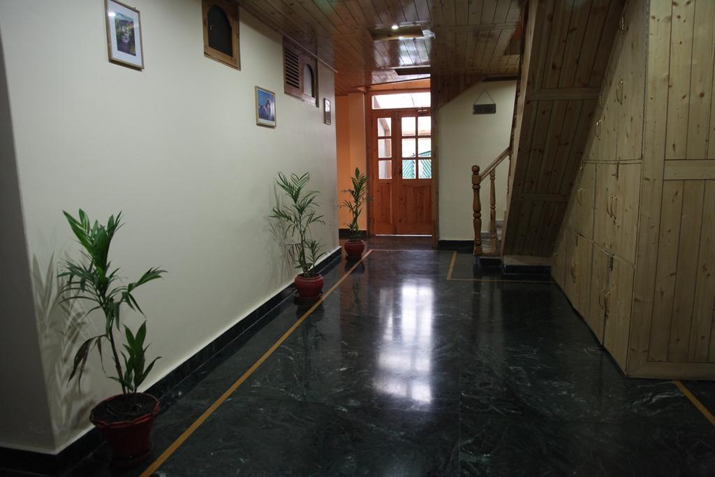 Hotel Naggar Delight Nagar  Exteriör bild