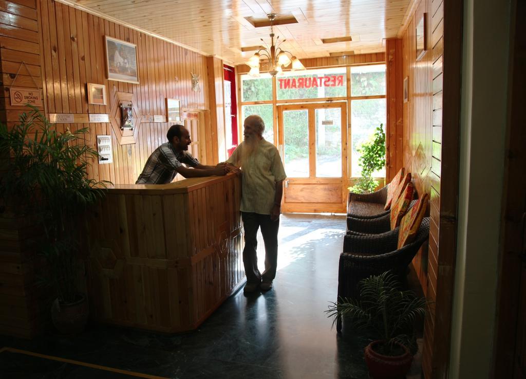 Hotel Naggar Delight Nagar  Exteriör bild
